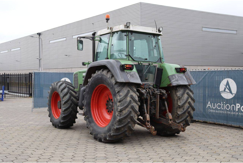 Fendt Favorit 824 - Máy cày: hình 4 Fendt Favorit 824 - Máy cày: hình 4