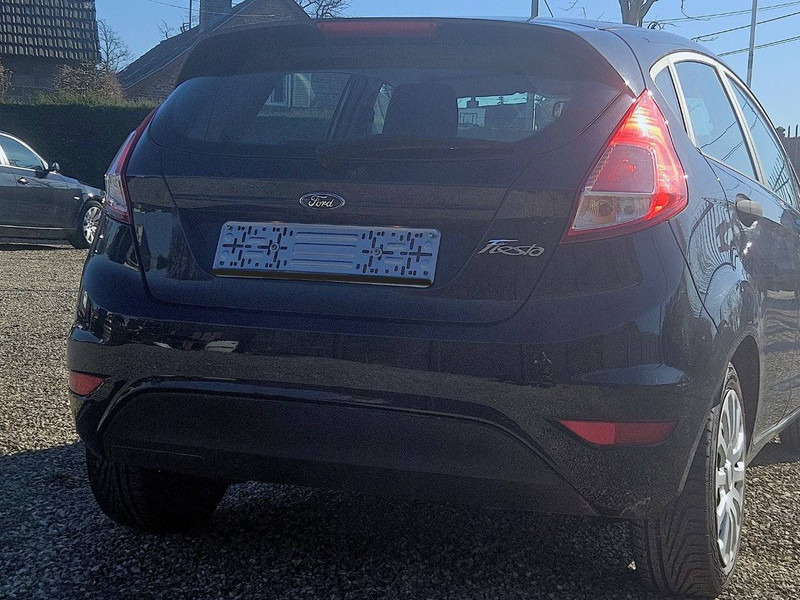 Ford Fiesta (VII - update) 1.25 - Sedan: hình 5 Ford Fiesta (VII - update) 1.25 - Sedan: hình 5