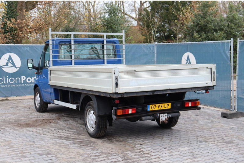 Ford Transit 330M CCF Transit T330 - Xe van chở hàng: hình 4 Ford Transit 330M CCF Transit T330 - Xe van chở hàng: hình 4