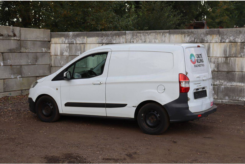 Ford Transit Courier - Xe van chở hàng: hình 3 Ford Transit Courier - Xe van chở hàng: hình 3