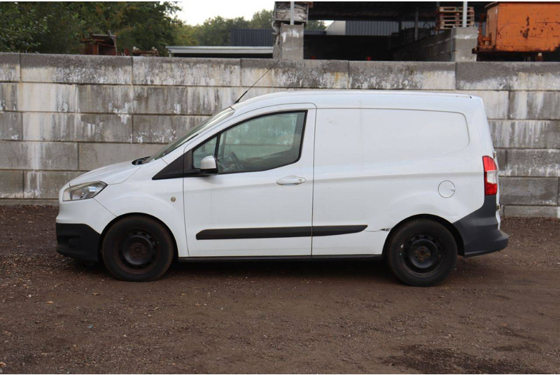 Ford Transit Courier - Xe van chở hàng: hình 2 Ford Transit Courier - Xe van chở hàng: hình 2