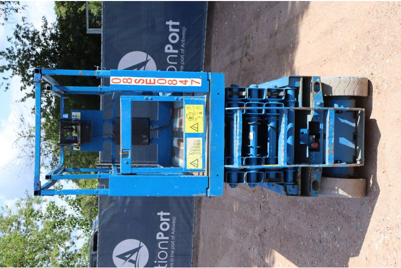 Genie GS-2632 - Máy nâng người hình kéo: hình 5 Genie GS-2632 - Máy nâng người hình kéo: hình 5