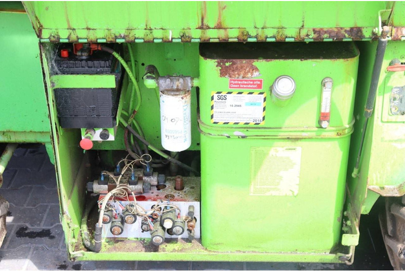 Máy nâng người hình kéo Genie GS-2668 IC: hình 12 Máy nâng người hình kéo Genie GS-2668 IC: hình 12