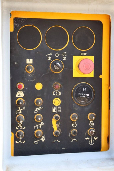 Xe nâng người hình viễn vọng kính Genie S-45: hình 9
