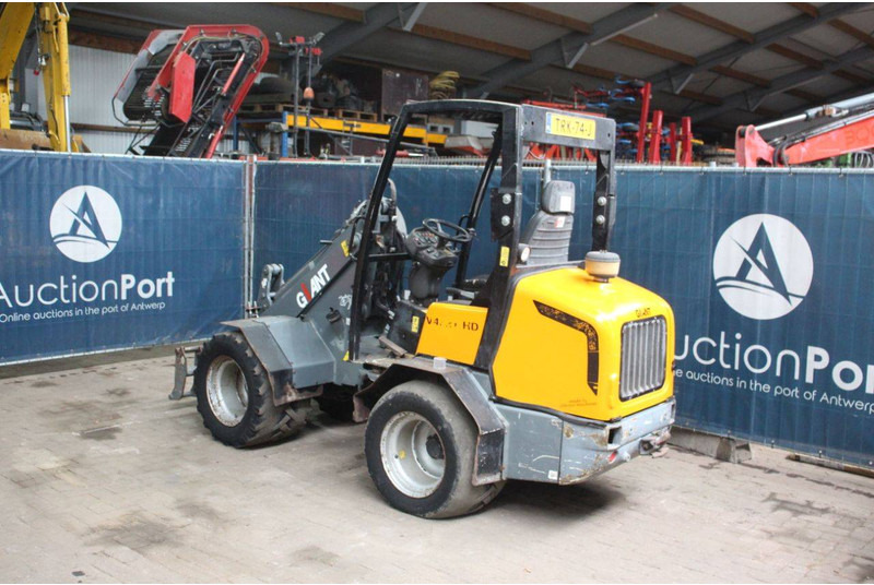 Giant V452T HD - Máy xúc lật bánh lốp: hình 3 Giant V452T HD - Máy xúc lật bánh lốp: hình 3