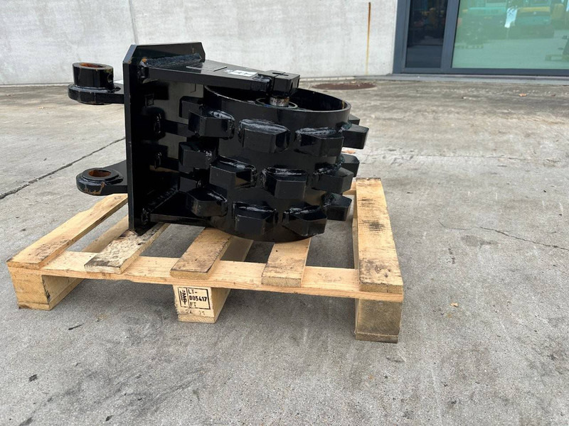 Giyi 305 - Ắc quy: hình 1 Giyi 305 - Ắc quy: hình 1