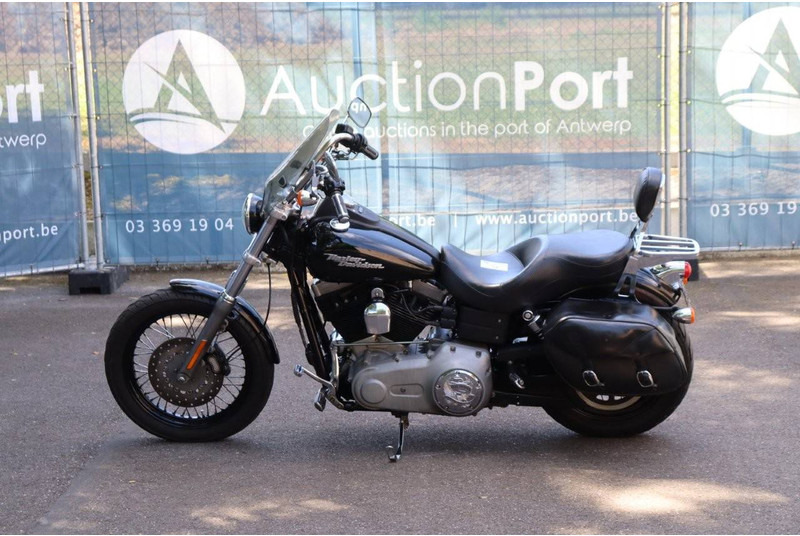 Harley-Davidson Dyna Street Bob - Xe máy: hình 2 Harley-Davidson Dyna Street Bob - Xe máy: hình 2