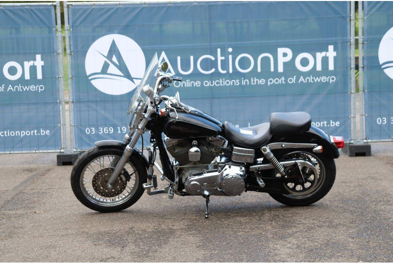 Harley-Davidson Dyna Super Glide - Xe máy: hình 2 Harley-Davidson Dyna Super Glide - Xe máy: hình 2