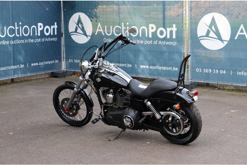 Harley-Davidson Dyna Wide Glide - Xe máy: hình 3 Harley-Davidson Dyna Wide Glide - Xe máy: hình 3