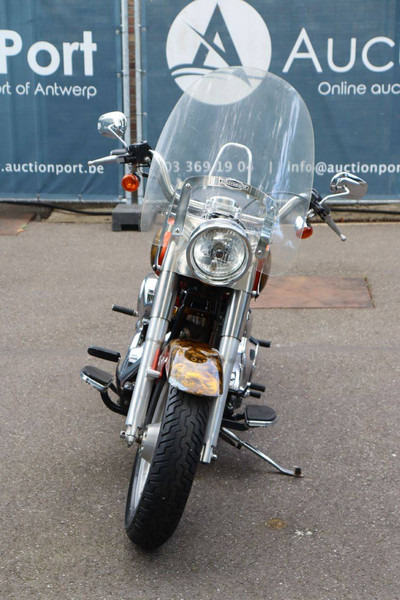 Xe máy Harley-Davidson Fat Boy Softail: hình 8 Xe máy Harley-Davidson Fat Boy Softail: hình 8