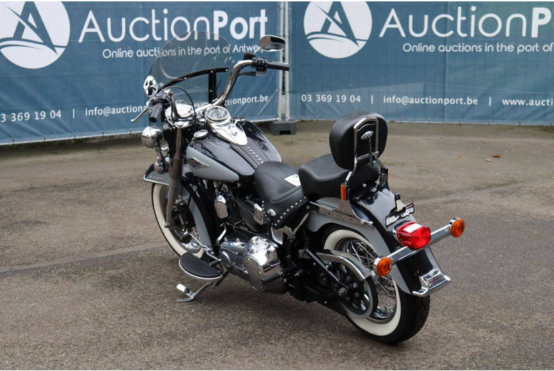 Harley-Davidson Heritage Softail Classic - Xe máy: hình 4 Harley-Davidson Heritage Softail Classic - Xe máy: hình 4