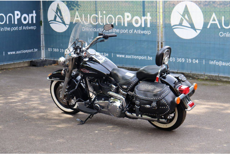 Harley-Davidson Heritage Softail Classic - Xe máy: hình 3 Harley-Davidson Heritage Softail Classic - Xe máy: hình 3