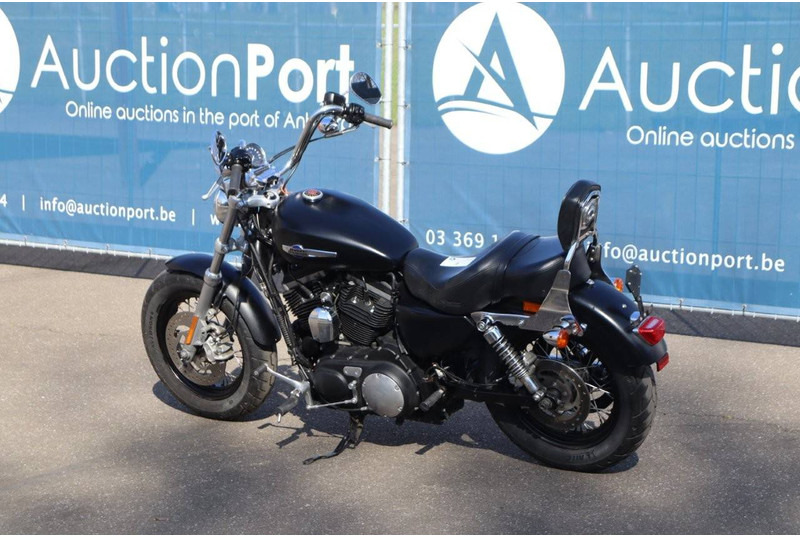 Harley-Davidson SPORTSTER XL1200 CUSTOM - Xe máy: hình 3 Harley-Davidson SPORTSTER XL1200 CUSTOM - Xe máy: hình 3