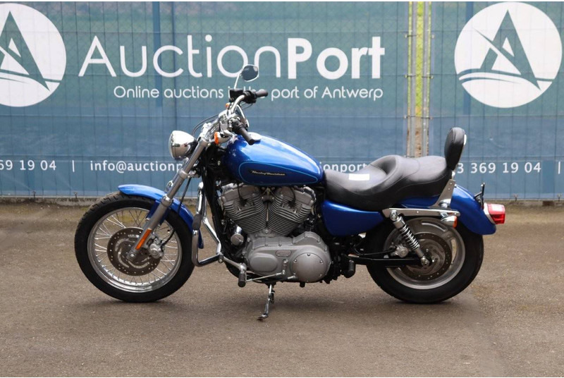 Harley-Davidson Sportster XL883 - Xe máy: hình 2 Harley-Davidson Sportster XL883 - Xe máy: hình 2