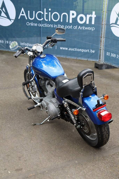 Harley-Davidson Sportster XL883 - Xe máy: hình 4 Harley-Davidson Sportster XL883 - Xe máy: hình 4