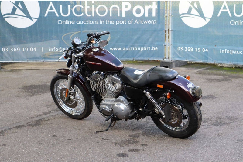 Harley-Davidson Sportster XL883 Super Low - Xe máy: hình 3 Harley-Davidson Sportster XL883 Super Low - Xe máy: hình 3