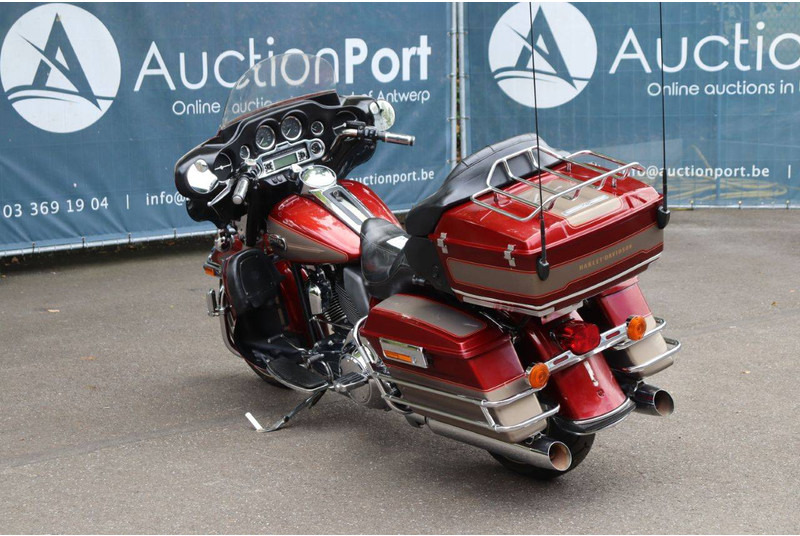 Harley-Davidson Ultra Classic - Xe máy: hình 4 Harley-Davidson Ultra Classic - Xe máy: hình 4