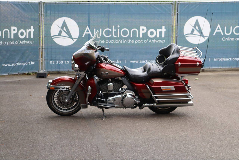 Harley-Davidson Ultra Classic - Xe máy: hình 1 Harley-Davidson Ultra Classic - Xe máy: hình 1