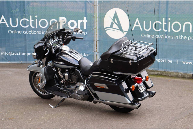 Harley-Davidson Ultra Classic - Xe máy: hình 3 Harley-Davidson Ultra Classic - Xe máy: hình 3