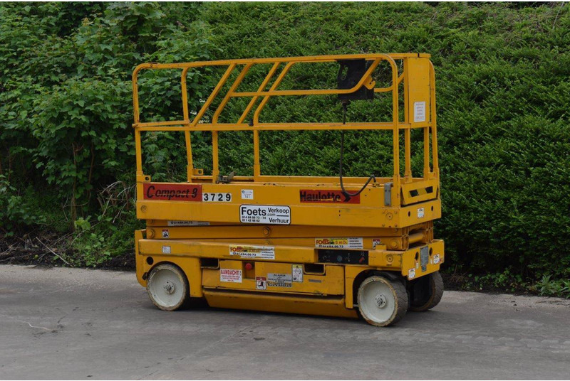 Haulotte Compact 8 - Máy nâng người hình kéo: hình 3 Haulotte Compact 8 - Máy nâng người hình kéo: hình 3