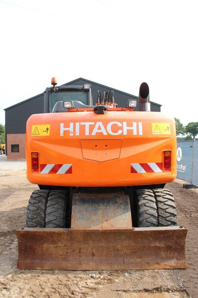 Hitachi ZX140W-5B - Máy xúc bánh lốp: hình 4 Hitachi ZX140W-5B - Máy xúc bánh lốp: hình 4