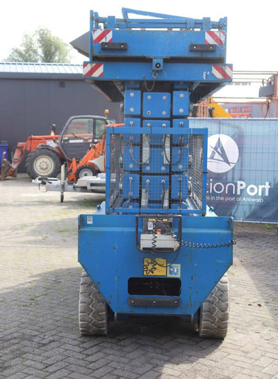 Holland lift Combistar N-165EL12 - Máy nâng người hình kéo: hình 5 Holland lift Combistar N-165EL12 - Máy nâng người hình kéo: hình 5