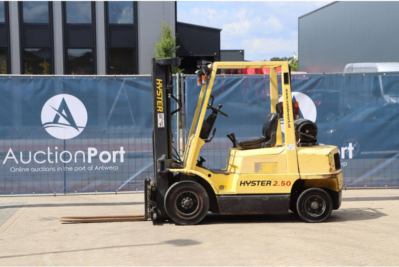 Hyster H2.50XM - Xe nâng gas: hình 1 Hyster H2.50XM - Xe nâng gas: hình 1