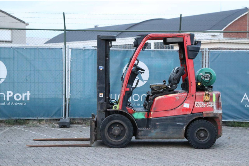 Hyster H2.5FT - Xe nâng gas: hình 2 Hyster H2.5FT - Xe nâng gas: hình 2