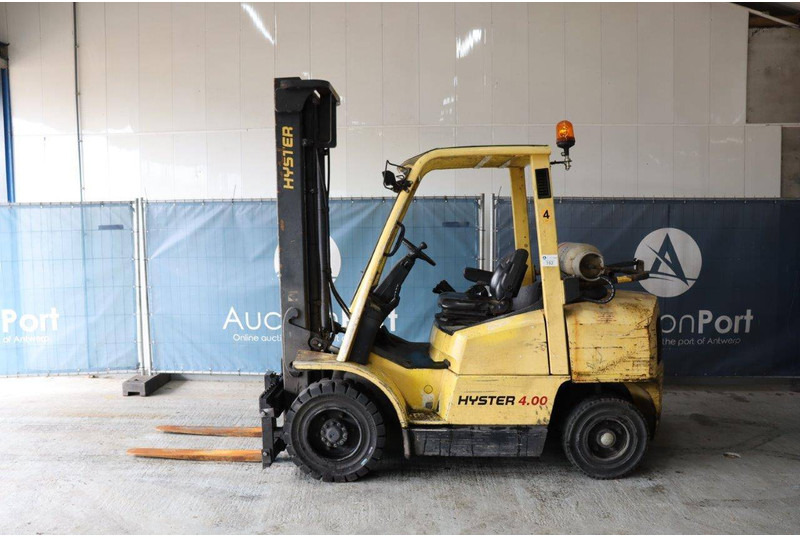 Hyster H4.00XM-5 - Xe nâng gas: hình 2 Hyster H4.00XM-5 - Xe nâng gas: hình 2
