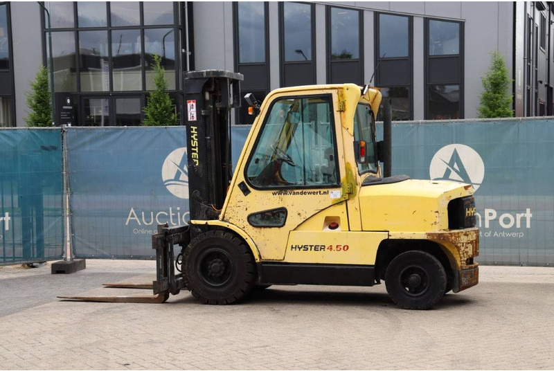 Hyster H4.50XM - Xe nâng diesel: hình 3 Hyster H4.50XM - Xe nâng diesel: hình 3