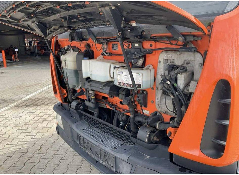 Iveco Eurocargo or Daily series - Xe tải thùng lửng/ Phẳng: hình 5 Iveco Eurocargo or Daily series - Xe tải thùng lửng/ Phẳng: hình 5