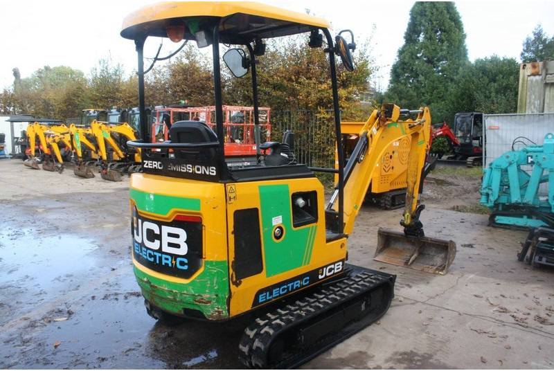 JCB 19C-1E - Máy xúc mini: hình 5 JCB 19C-1E - Máy xúc mini: hình 5