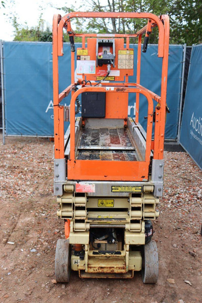 JLG 1930ES - Máy nâng người hình kéo: hình 5 JLG 1930ES - Máy nâng người hình kéo: hình 5