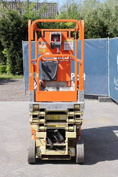 JLG 1930ES - Máy nâng người hình kéo: hình 4 JLG 1930ES - Máy nâng người hình kéo: hình 4