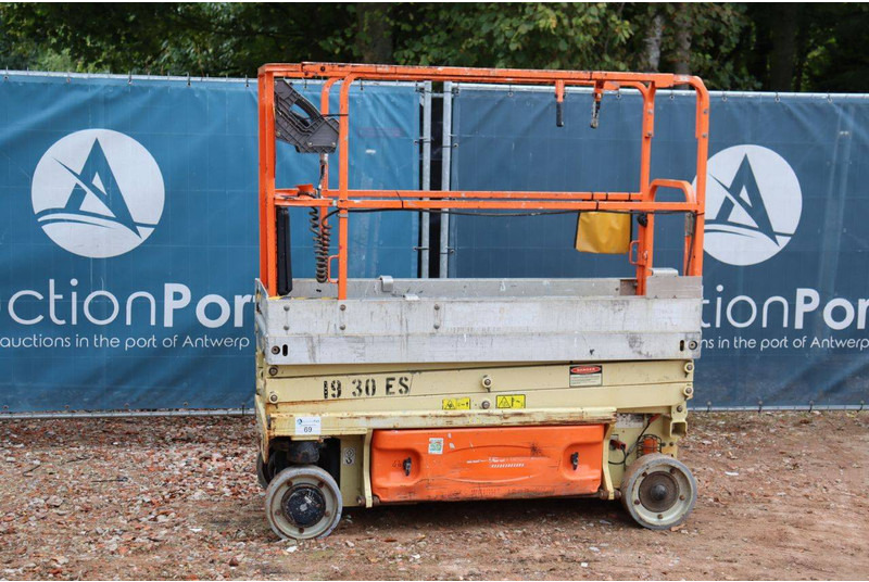 JLG 1930ES - Máy nâng người hình kéo: hình 1 JLG 1930ES - Máy nâng người hình kéo: hình 1