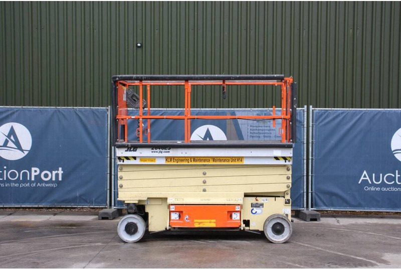 JLG 2646ES - Máy nâng người hình kéo: hình 2 JLG 2646ES - Máy nâng người hình kéo: hình 2