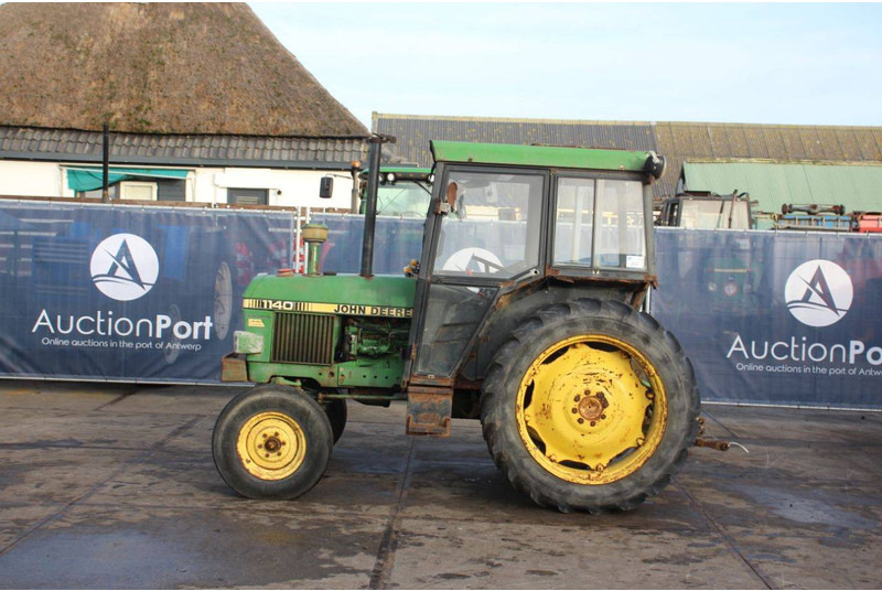 John Deere 1140 - Máy cày: hình 2 John Deere 1140 - Máy cày: hình 2