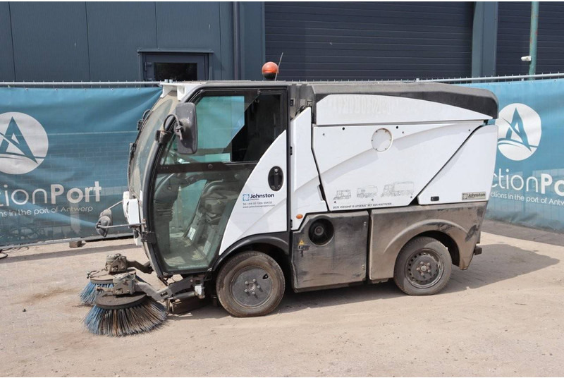 Johnston A25 - Xe quét đường: hình 1 Johnston A25 - Xe quét đường: hình 1