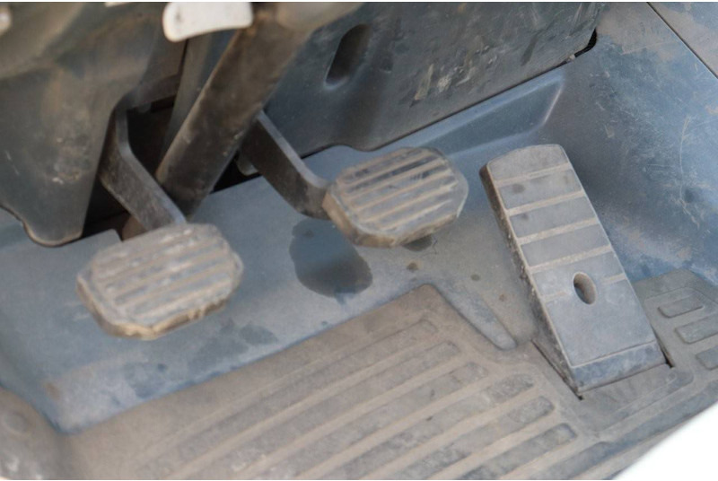 Xe nâng gas Jungheinrich TFG 425: hình 18 Xe nâng gas Jungheinrich TFG 425: hình 18