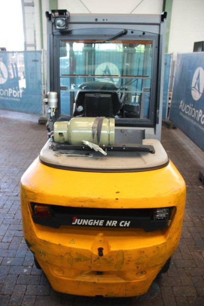Jungheinrich TFG 435 - Xe nâng gas: hình 4 Jungheinrich TFG 435 - Xe nâng gas: hình 4