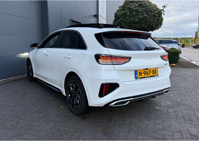 Kia pro_cee'd (III - update 2) 1.0 T-GDi GT-line - Sedan: hình 2 Kia pro_cee'd (III - update 2) 1.0 T-GDi GT-line - Sedan: hình 2