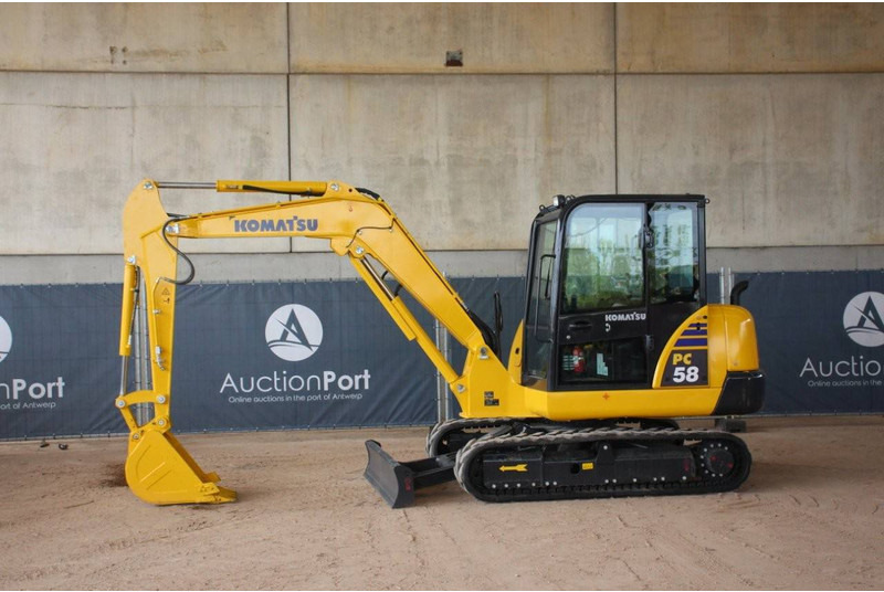Komatsu PC58-8 - Máy xúc bánh xích: hình 1 Komatsu PC58-8 - Máy xúc bánh xích: hình 1
