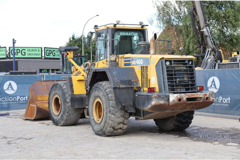 Komatsu WA480-6 - Máy xúc lật bánh lốp: hình 4 Komatsu WA480-6 - Máy xúc lật bánh lốp: hình 4