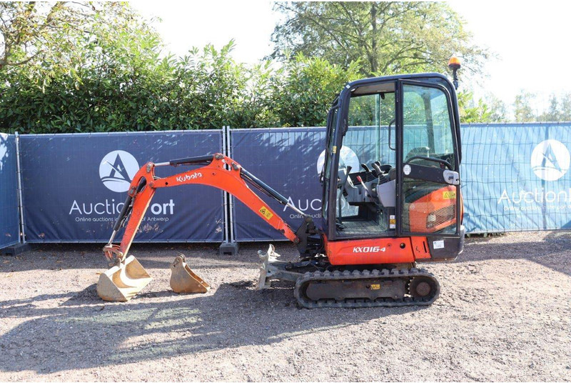 Kubota KX016-4 - Máy xúc mini: hình 2 Kubota KX016-4 - Máy xúc mini: hình 2