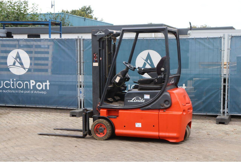 Linde E16-02 - Xe nâng điện: hình 3 Linde E16-02 - Xe nâng điện: hình 3