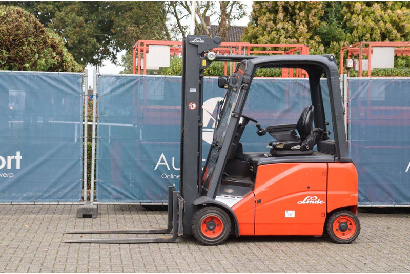 Linde E20PH-01 - Xe nâng điện: hình 1 Linde E20PH-01 - Xe nâng điện: hình 1