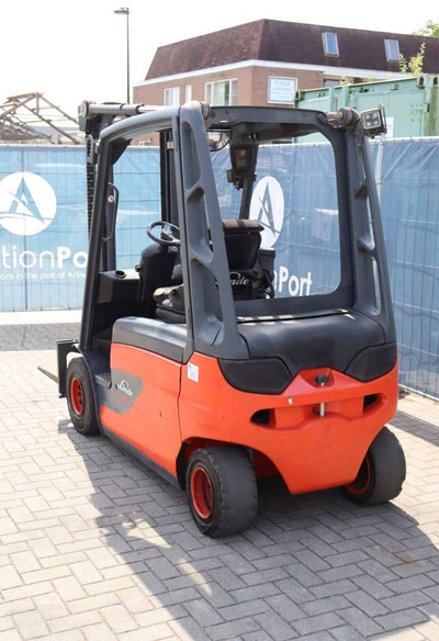 Linde E25L-01 - Xe nâng điện: hình 4 Linde E25L-01 - Xe nâng điện: hình 4
