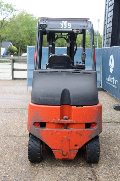 Linde E30 - Xe nâng điện: hình 5 Linde E30 - Xe nâng điện: hình 5