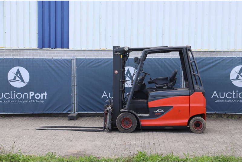 Linde E30HL-01/600 - Xe nâng điện: hình 2 Linde E30HL-01/600 - Xe nâng điện: hình 2
