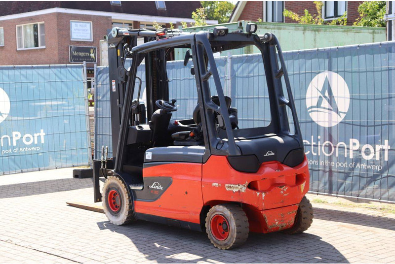 Linde E30PL - Xe nâng điện: hình 4 Linde E30PL - Xe nâng điện: hình 4